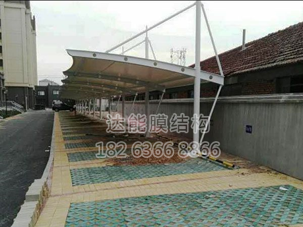 膜結(jié)構(gòu)車棚